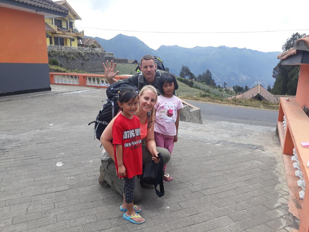 Sedulur Homestay Бромо Екстериор снимка